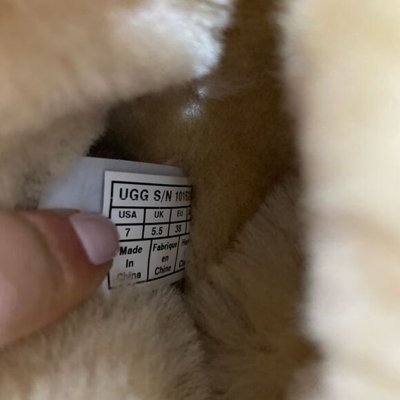 UGG BOOTS TALL CHESTNUT BROWN - Picture 5 of 8